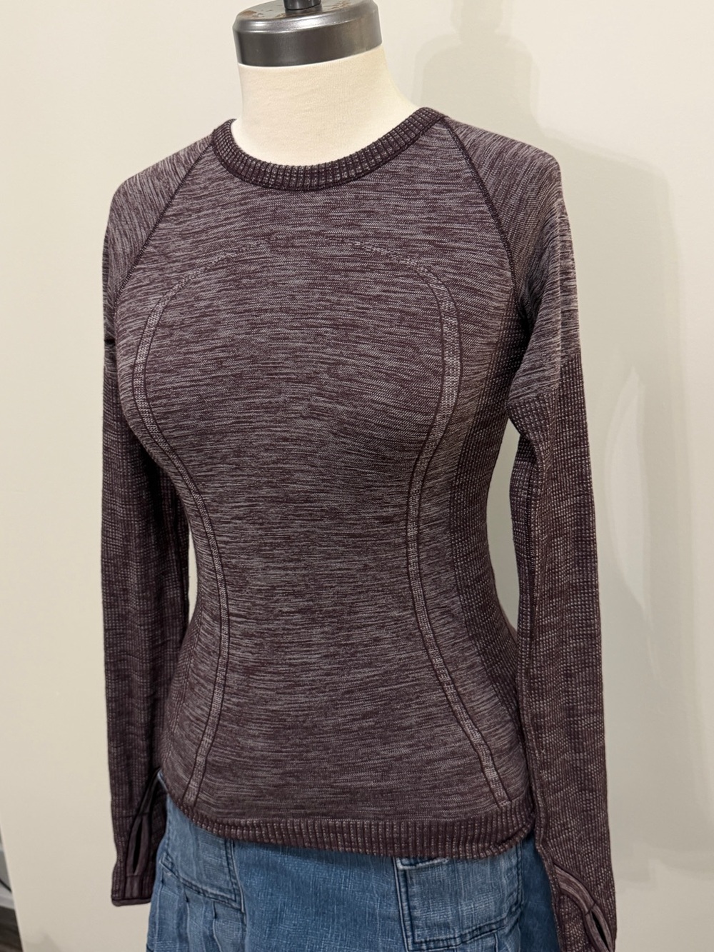 Lululemon Swiftly Tech Athletic Long-Sleeve Preppy Back to School Workout